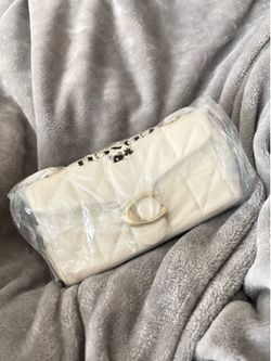 coach quilted tabby 20 in chalk gold