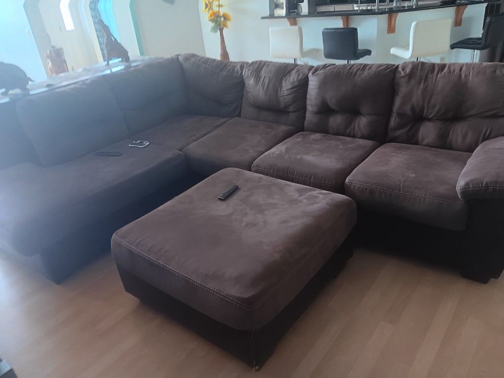 Furniture, Other Items Moving Sale