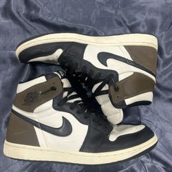 Air Jordan 1 Retro High OG 'Dark Mocha'