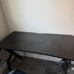 Gaming desk