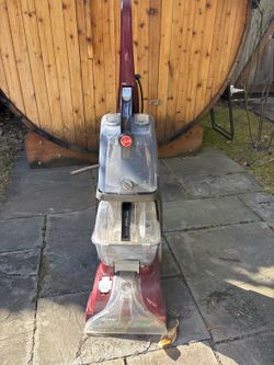 Hoover Power Scrub Deluxe carpet cleaner