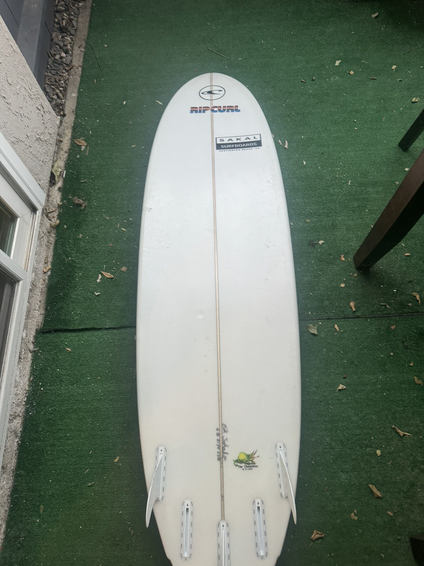 Surfboard 6’9
