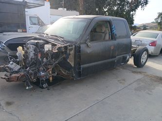 02 Chevy Truck Part Out