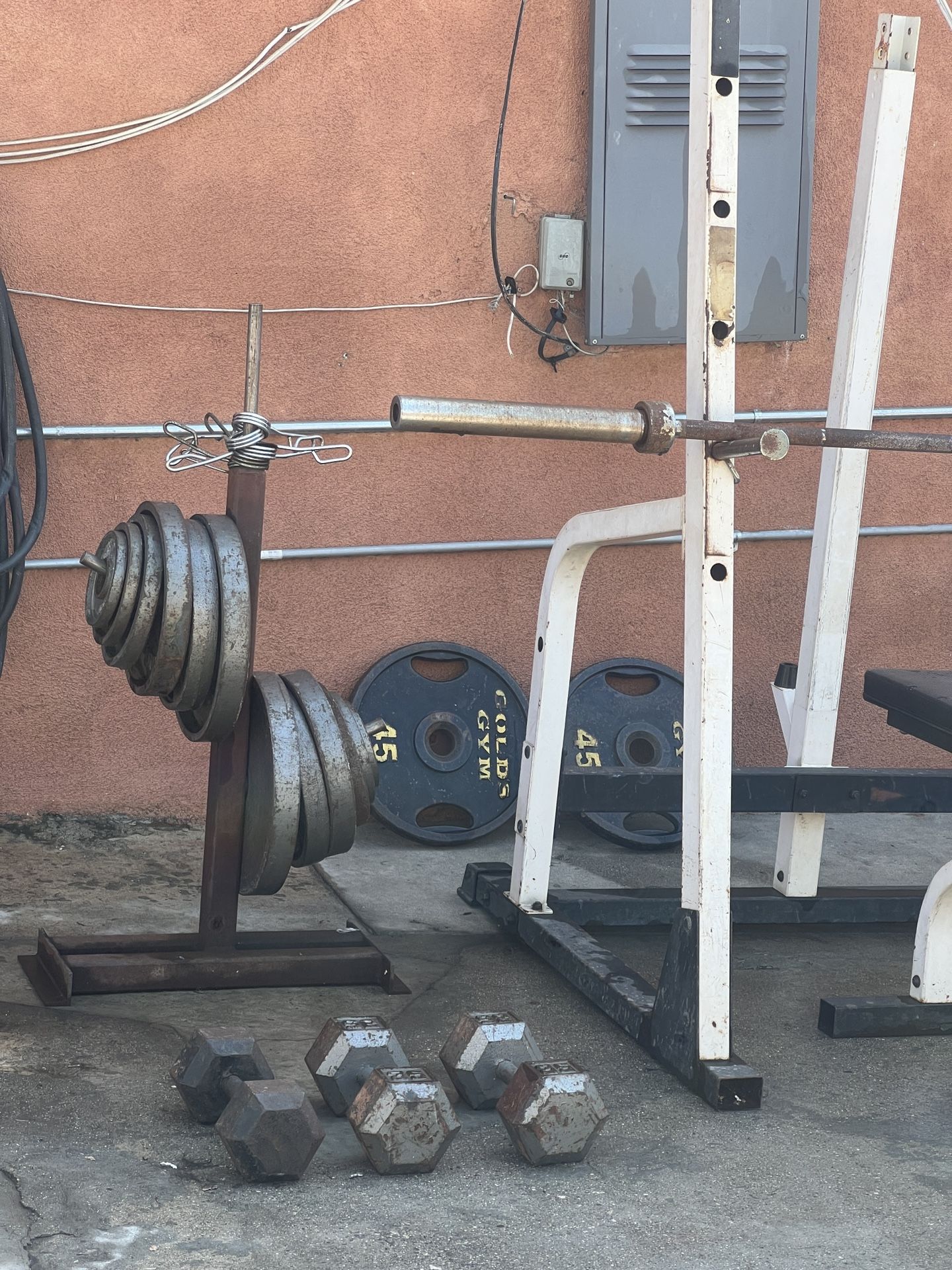 FOR SALE WORKOUT Equipment