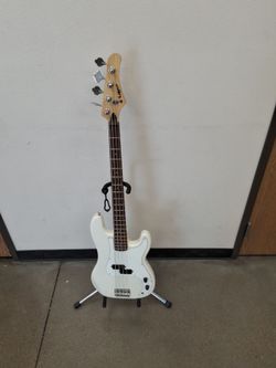 LOTUS L3101 Electric Bass Guitar