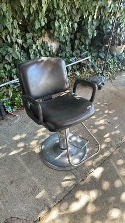 Barber chair
