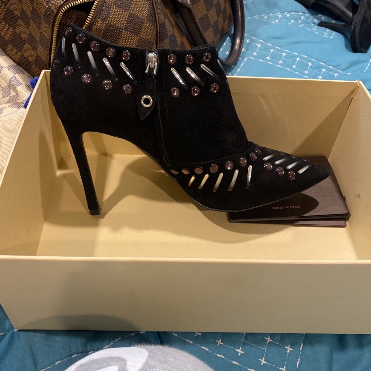 Louis Vuitton Wonderland Boots for Sale in Huntington Beach, CA - OfferUp