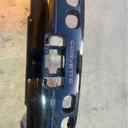 84-96 CHEVROLET CORVETTE REAR BUMPER COVER