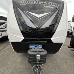 2024 GRAND DESIGN MOMENTUM G 27G