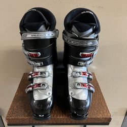 MEN'S SIZE 10 - 10 1/2 SALOMON SKI BOOTS - VERY GOOD CONDITION!