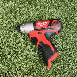 Milwaukee M12 12V Lithium-Ion Cordless 1/4 in. Hex Impact (Tool-Only)