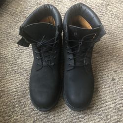 Timberland Premium 6 Inch Black Suede !