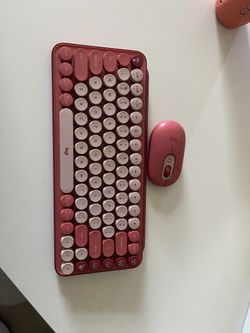 Logi Tech Keyboard