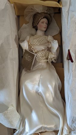 FRANKLIN HEIRLOOM 21" BRIDAL PORCELAIN DOLL ♡♡ BEAUTIFUL DOLL