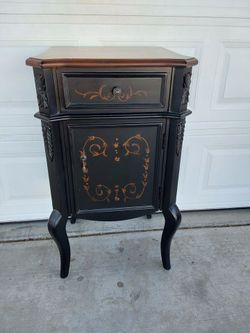 Tall table cabinet 32 height