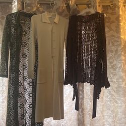 Lot Of Sweaters/cover UPS 