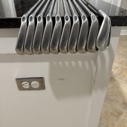Callaway X18 Iron Set