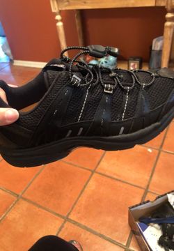 New Diabetic shoes