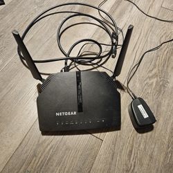 Netgear AC1200 WiFi Cable Modem Router Model C6220