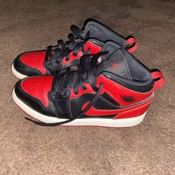 jordan 1 mid