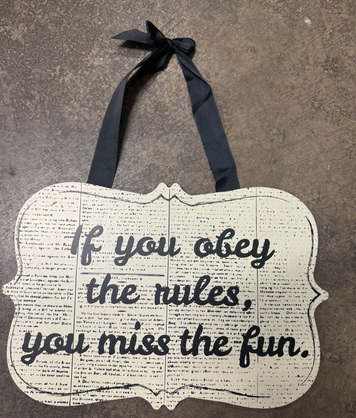 Beautiful Picture / Hanging Sign