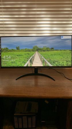 LG 32 inch Computer Monitor