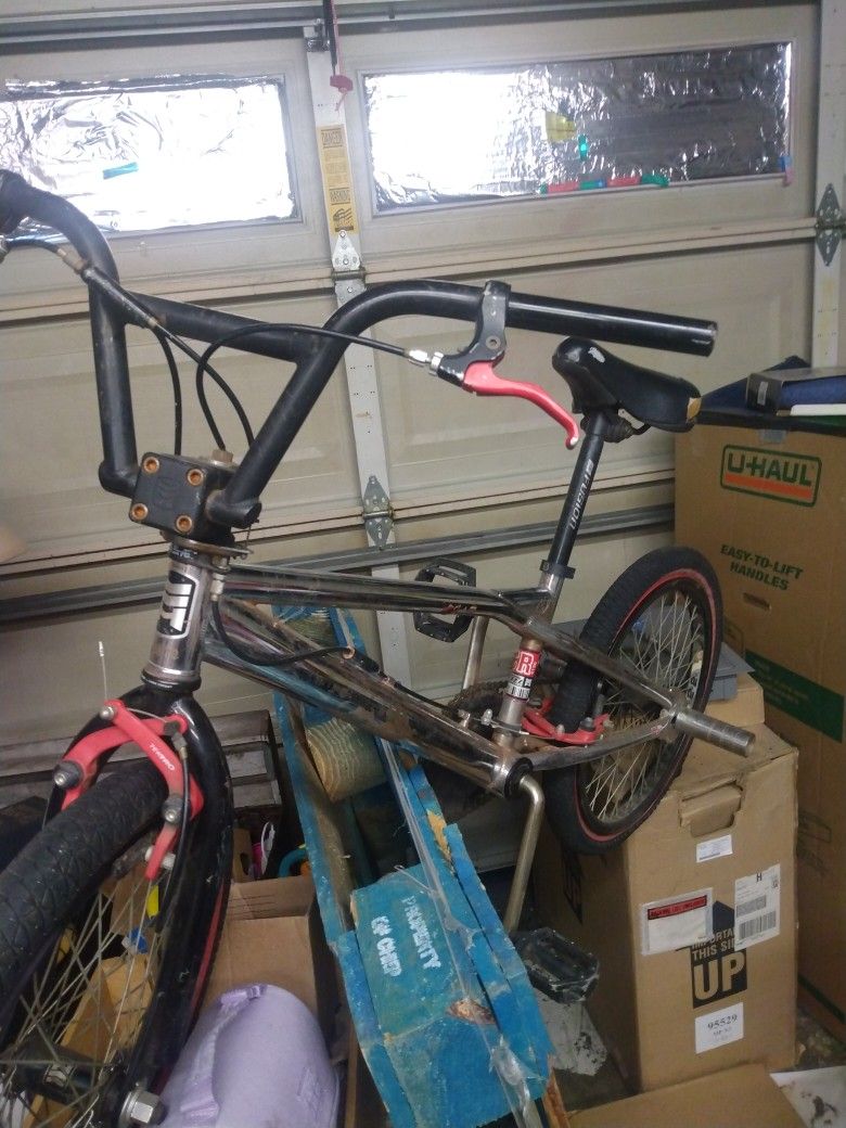 Excellent rebuild project Haro Cozmo 4130 Big Block BMX Bike