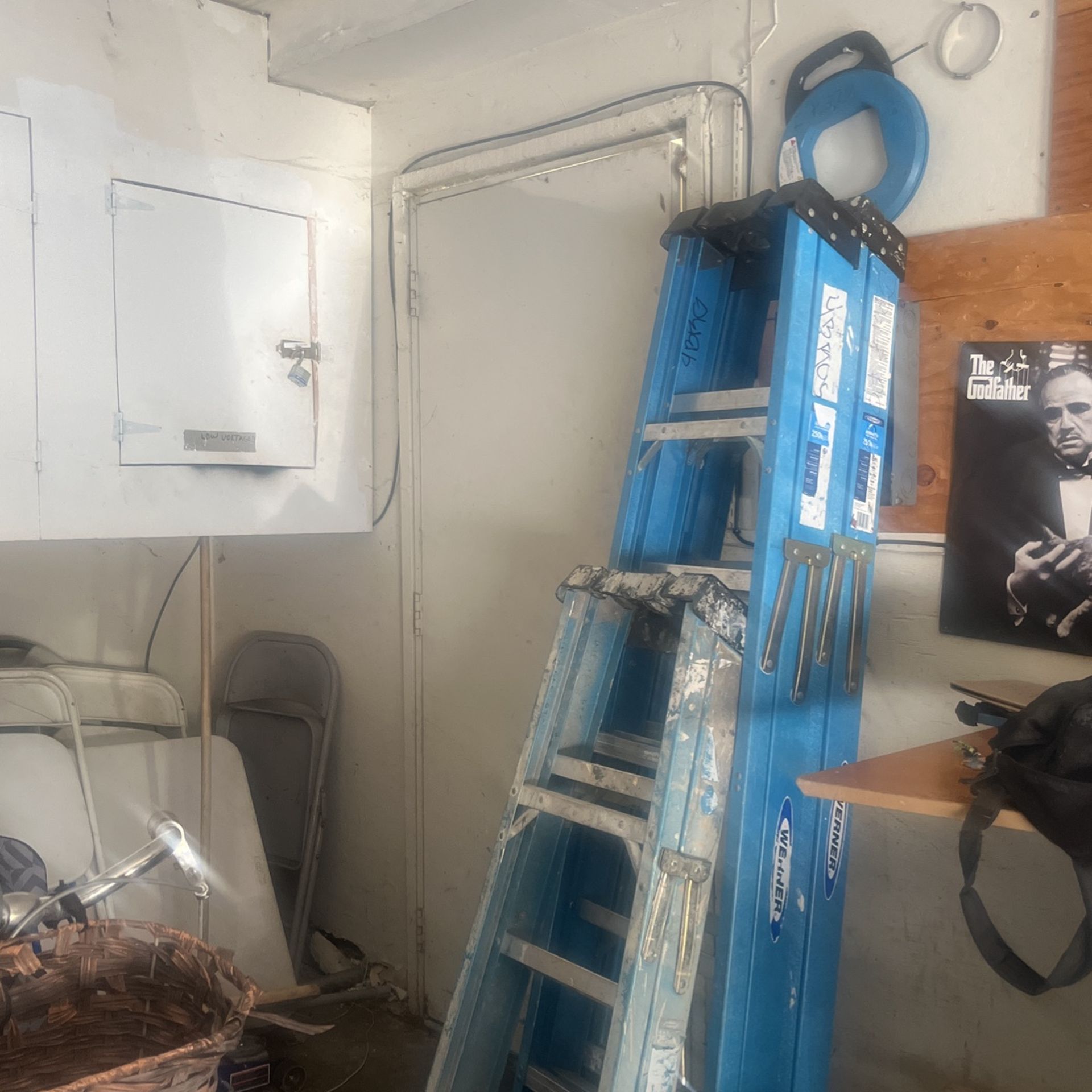 2 Ladders 4ft And 6ft Ladder