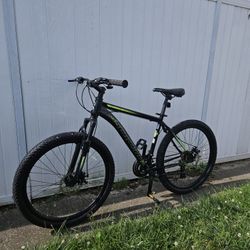Schwinn Mountain Bike 