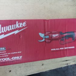 Milwaukee Tool  1/2 Store Price  New In Box 