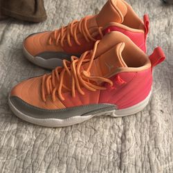 For sale 80 Jordan’s 5y and heels are 8 and 10