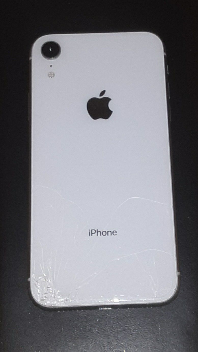 iPhone X broken LCD screen