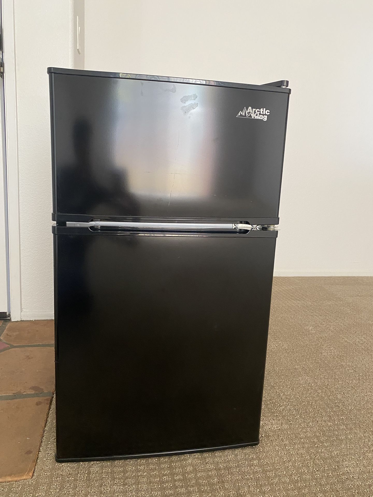 Artic King 3.2 Cu ft Mini Fridge