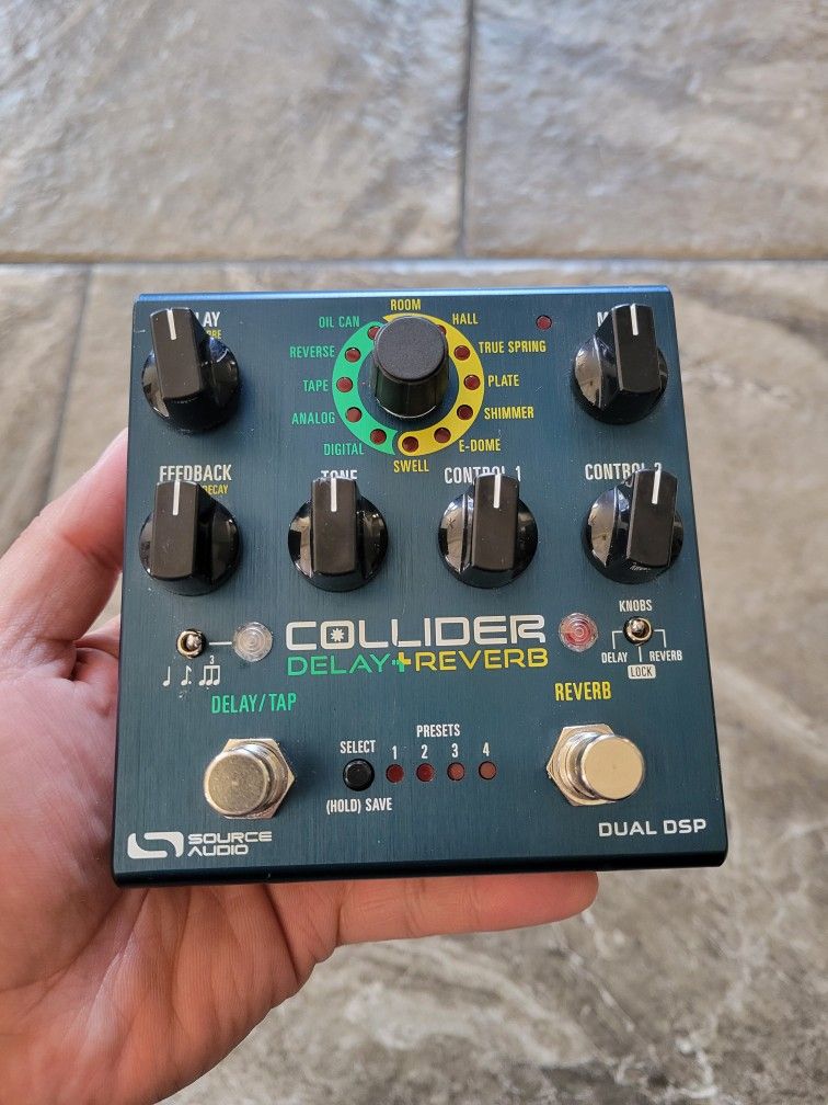 COLLIDER DELAY/REVERB 