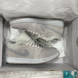 7.5 women's jordan 1 low SE sherpa fleece