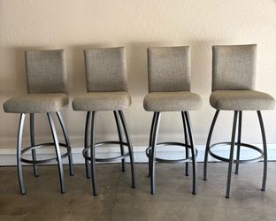 4 high end bar height stools