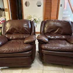 LIVING ROOM SET:/ SOFA BED.