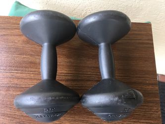 SET OF 6.6 LBS CAPPED STEEL DUMBBELLS