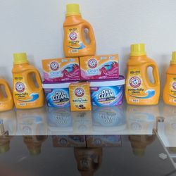 Oxi clean and hammer & hammer detergent, dryer sheet and baking soda ( price firm ) FCFS