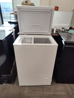 White Chest Freezer with Basket