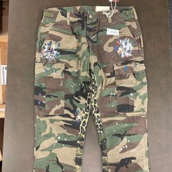 MNMl Camo  Pants With Paint Splatter