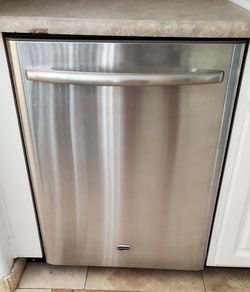 May tag Stainless Dishwasher
