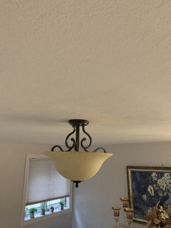3 Pendant Lights