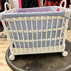 Vintage Basket 