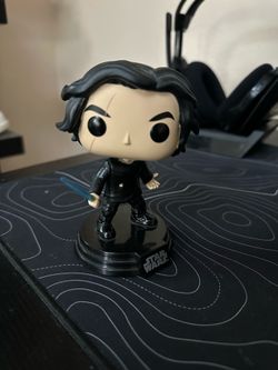 Funko POP Star Wars: Rise of Skywalker - Ben Solo with Blue Saber Vinyl Bobblehead, Multicolor, Standard (51480)