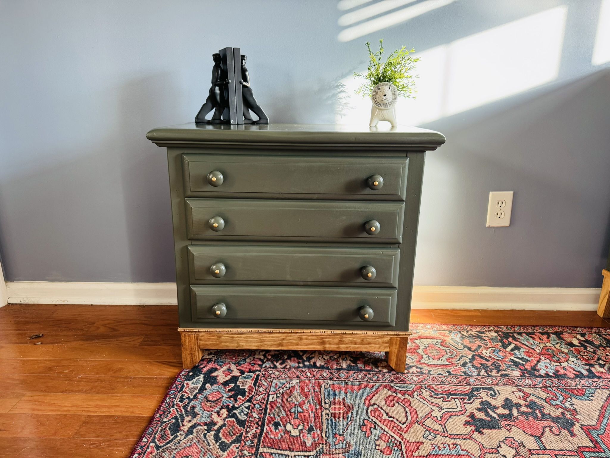 Nightstand/ End Table