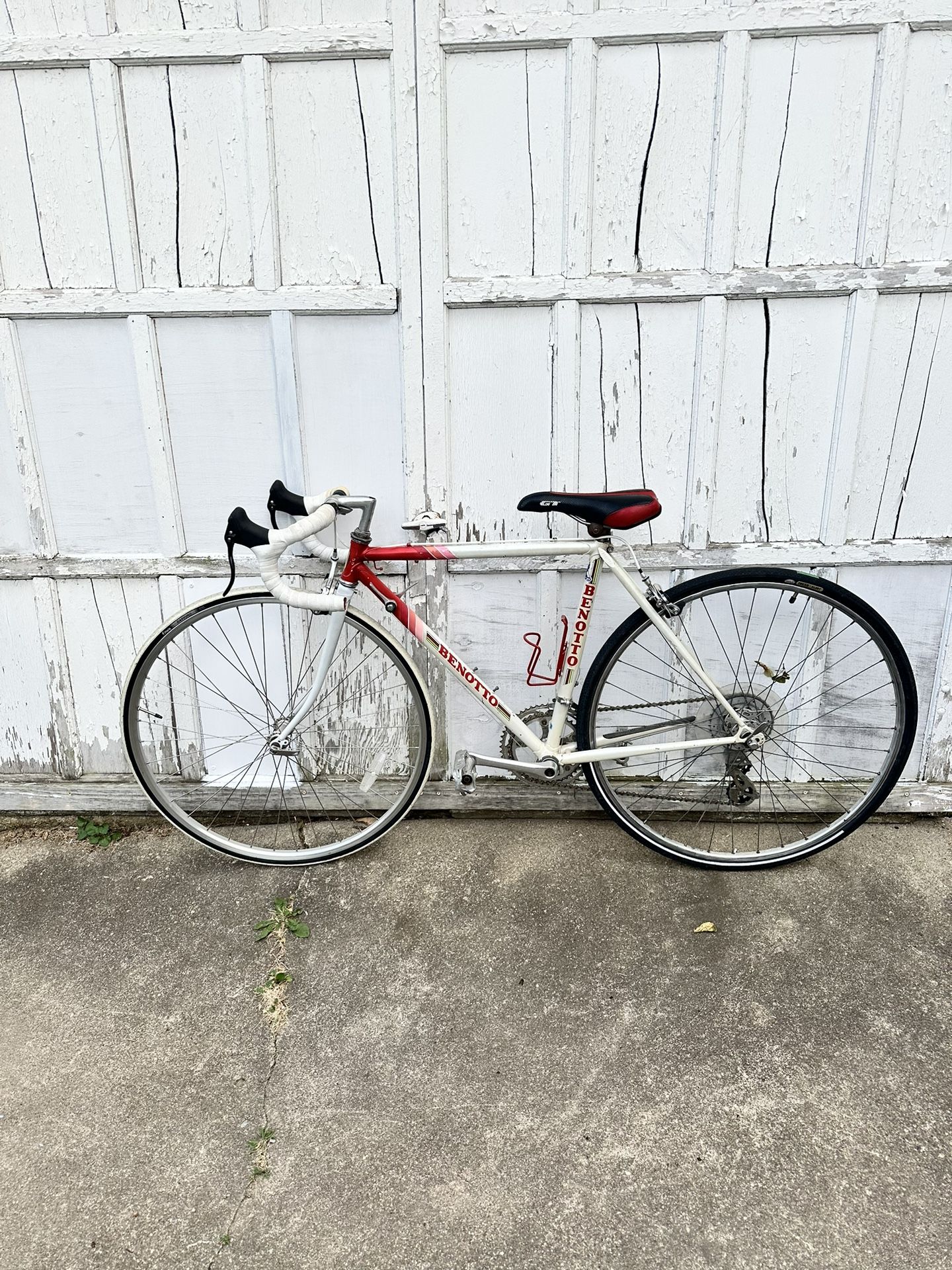 Benotto Touring Bike