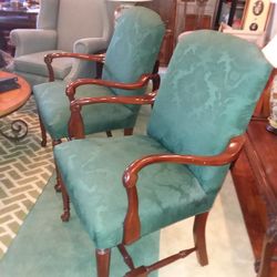 Beautiful Matching Chairs Solid Wood Excellent Condition