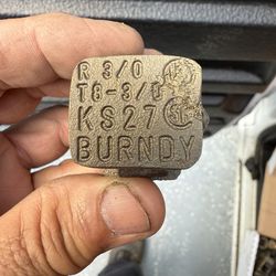 BURNDY   KS 27 R 3/0 T8 3/0        22PCS