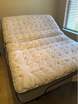 Adjustable queen size bed
